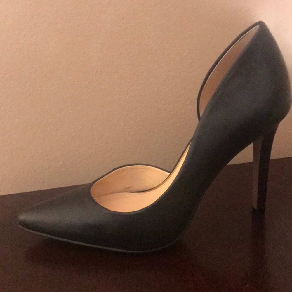 Jessica Simpson Black Dress Pump - Picture 2 of 3